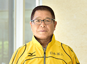 日本薬科大学　陸上競技部 横峰コーチ